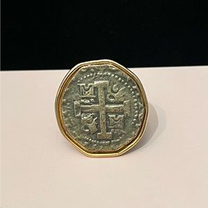 Carolyne Roehm Cufflink Cuff Link Coin Doubloon Vintage Designed